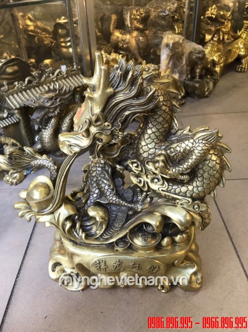tượng rồng đồng nhả tiền vàng 42cm