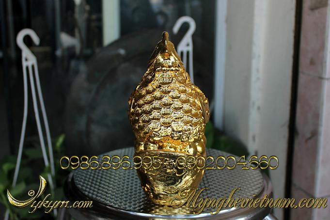 tượng gà đồng mạ vàng, tượng gà phong thủy đẻ trứng vàng ngồi kim bảo