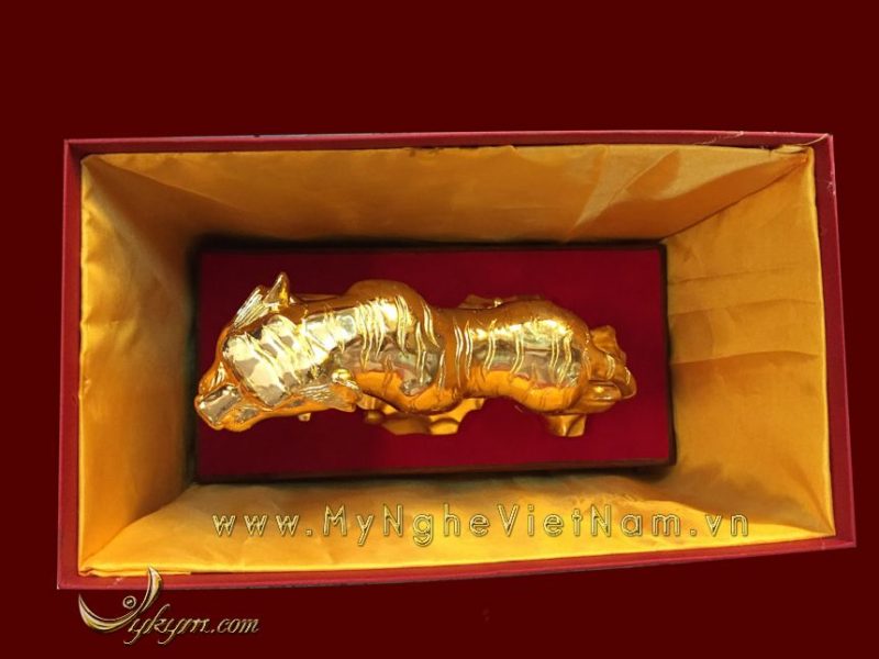Quà tặng tượng hổ đồng 12 con giáp mạ vàng
