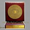 Biểu trưng mặt trống đồng gỗ dựng 16cm
