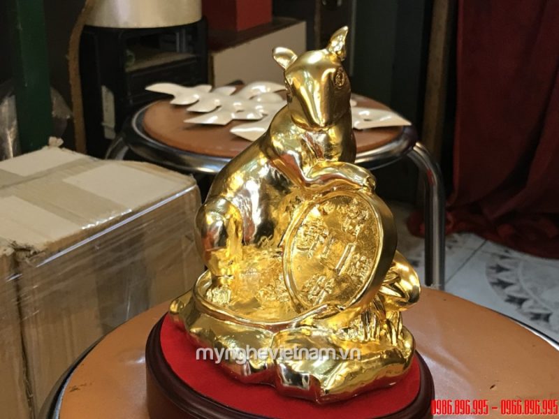 Tượng chuột đồng phong thủy ôm tiền mạ vàng cao 15cm