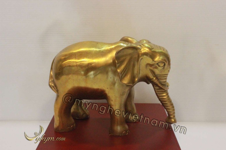 Tượng voi bằng đồng vàng 15cm